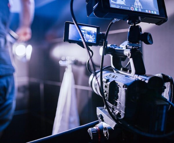 Scenes filming films video produ 600x493